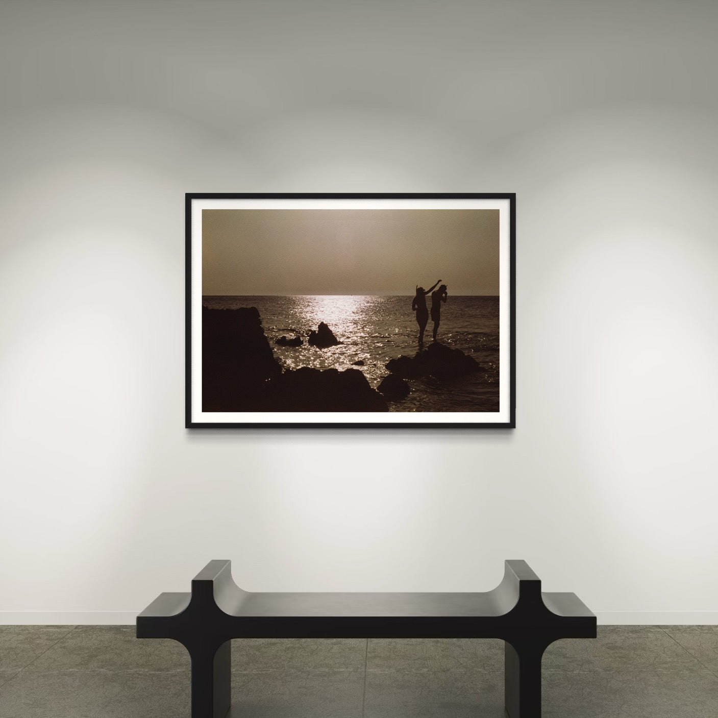 Lovers at Sea - Wall of Venus