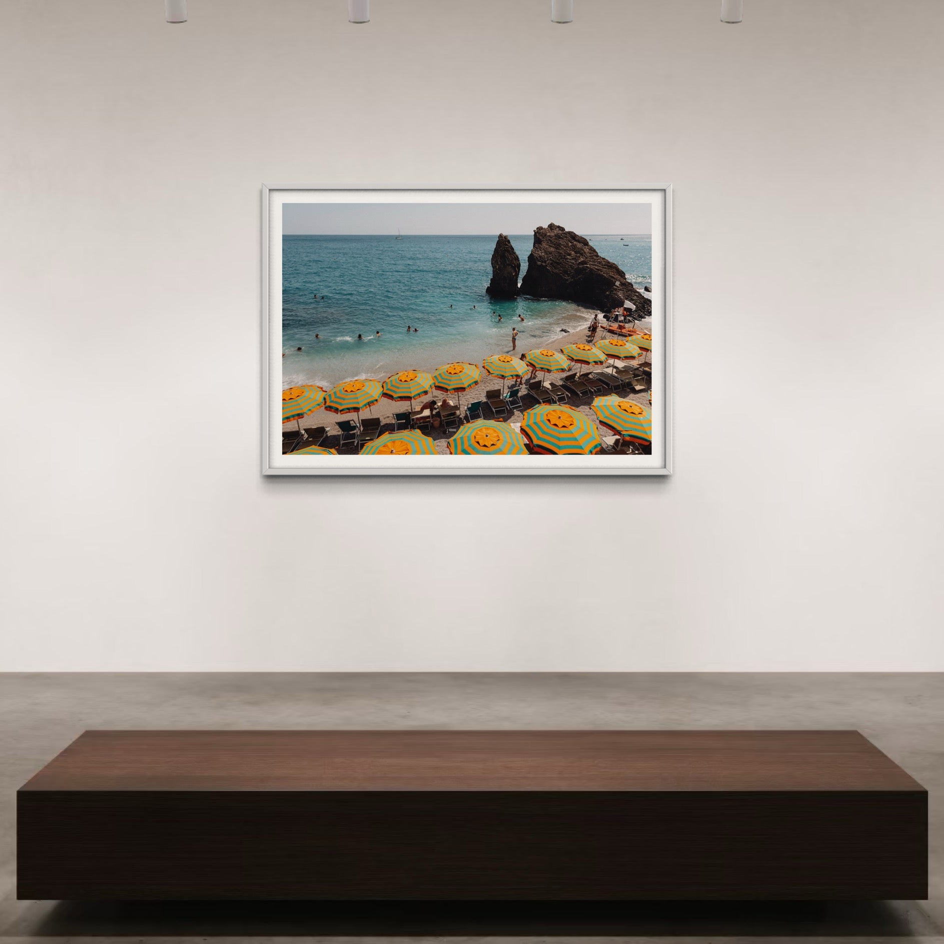 Front Row Seats - Wall of Venus